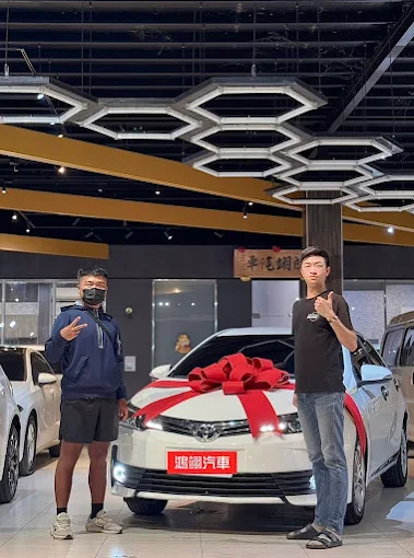 尚烽車業客戶交車合影